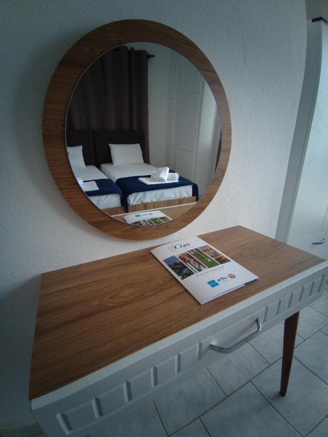 Omiros Rooms Chios Town Exteriör bild
